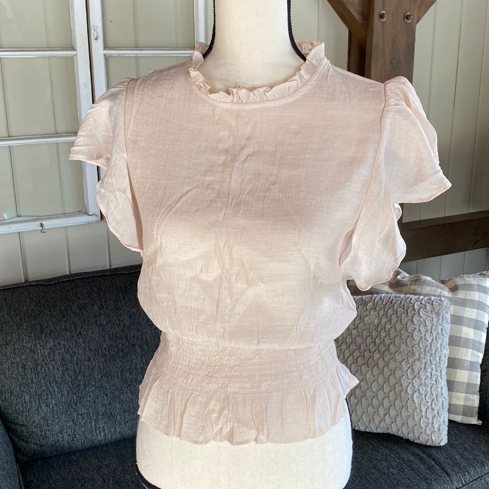 Brand new- short sleeve blouse